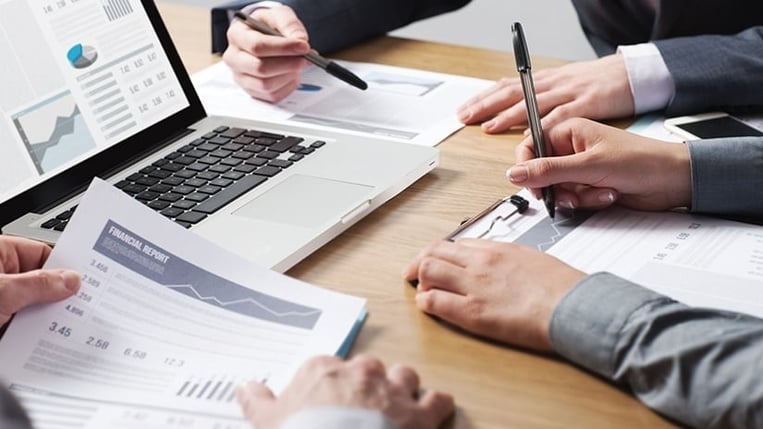 consulting vs fleet man-923788-edited.jpg